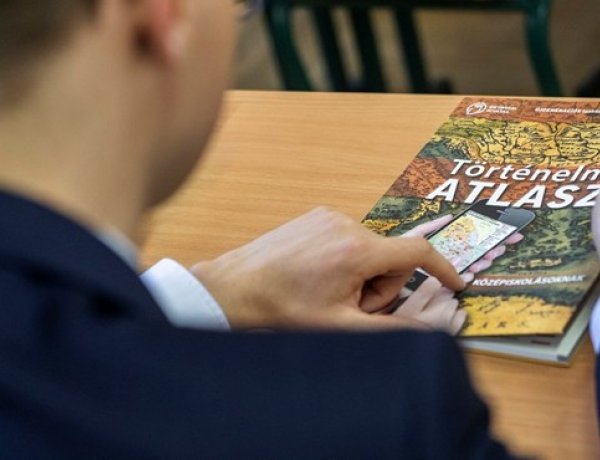 Kezdődik az őszi érettségi, itt vannak az írásbeli vizsgák időpontjai és a menetrend