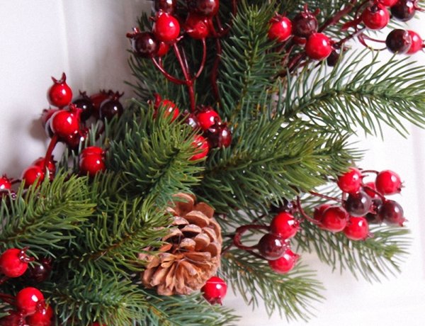 A város legszebb adventi koszorúját és adventi dekorációját keresi a VMKK!