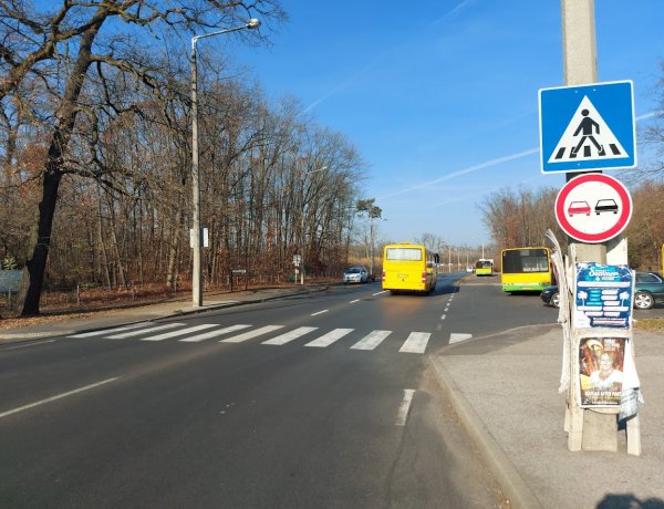 Megváltozott a közlekedési rend a Sóstói úton, a kórház előtt 
