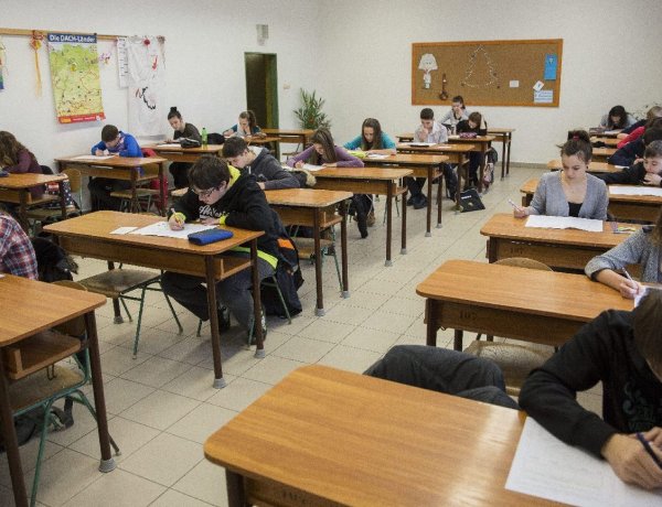 December 3-ig lehet jelentkezni a középfokú felvételi írásbeli vizsgáira – közölte az Oktatási Hivatal kedden