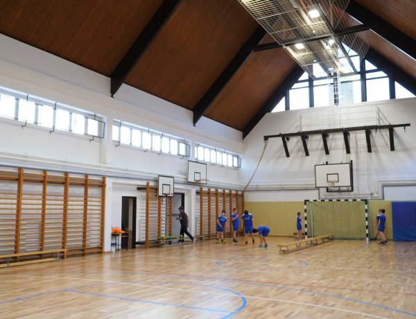 Három általános iskola tornaterme modernizálódott