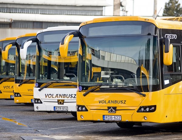 Több mint 18 ezer munkavállaló bére emelkedik jelentősen a Volánbusznál
