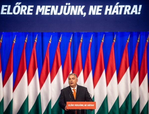 Orbán Viktor: Meghosszabbítjuk a benzinárstopot