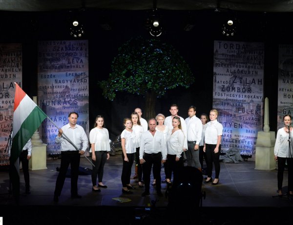 Mandala – 30 éves lett a Dalszínház