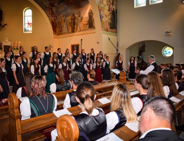A Dunakanyar Kortárszenei Fesztiválon szerepelt sikerrel a Nyíregyházi Cantemus Gyermekkar és a Pro Musica Leánykar