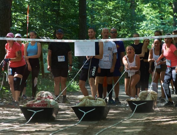 5km és 23 akadály várta az Élménypróba résztvevőit
