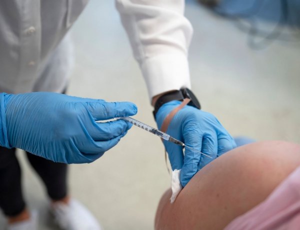 Július második hetétől már csak péntekenként lesz oltási akciónap