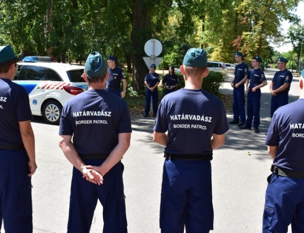 Megkezdődött a szerződéses határvadászok képzése