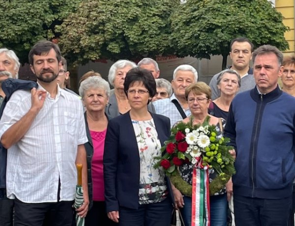 Kerek évfordulót ünnepelt a hétvégén a Sóstói Református Gyülekezet és az erdélyi Kolozsi Református Gyülekezet