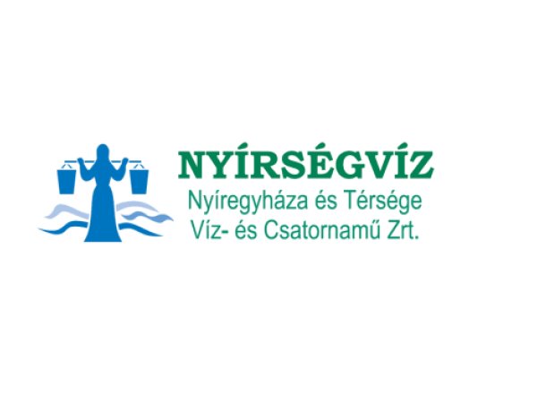 Hibaelhárítás befejezése és a jelzőlámpás közlekedési rend visszaállítása Nyíregyházán a László-Szegfű utcai csomópontban
