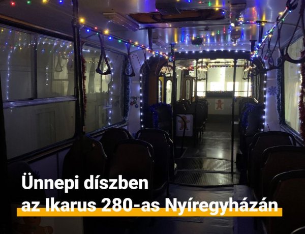 Az ünnepek alatt is közlekedik a feldíszített Ikarus 280-as!