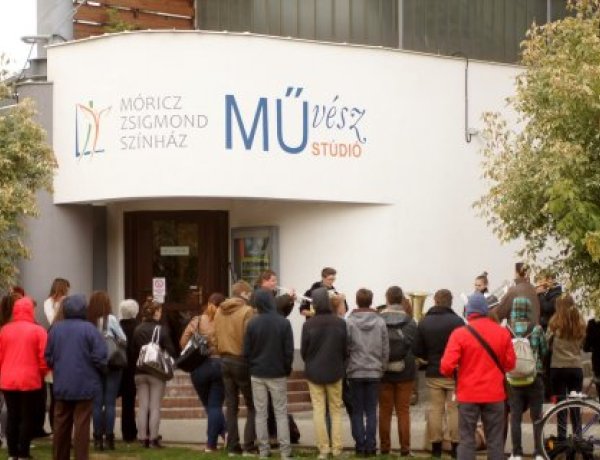 A Móricz Zsigmond Színház most a Művész Stúdióban várja a közönséget