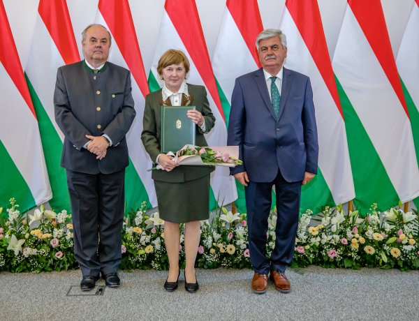 Miniszteri elismerő oklevelet kapott a NYÍRERDŐ Zrt. osztályvezetője