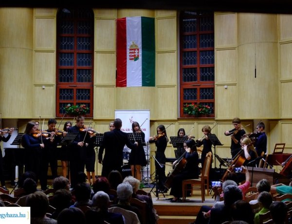 Különleges hangverseny a Vikár Sándor Zeneiskolában
