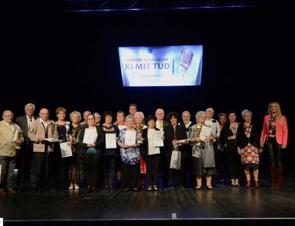 Ki mit tud? – Nyugdíjasok vetélkedtek a Váci Mihály Kulturális Központban