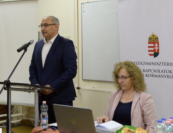 Esélyteremtés – Tájékoztató a roma közösséget támogató új pályázatokról