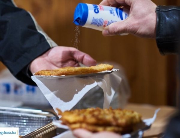 Legyen az önkormányzat vendége egy finom lapcsánkára!