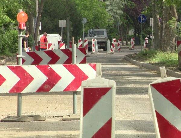 Út- és járdafelújítás – A tervezett ütemben haladnak a munkálatok, szombati munkavégzésre is számíthatunk