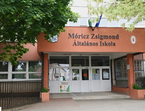 Újabb sportfejlesztés valósul meg Nyíregyházán: rekortánban gazdag lesz a Móricz Zsigmond Általános Iskola