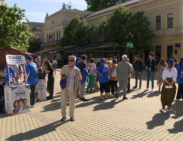 Nyíregyházán kezdte a heti országjárást a DK
