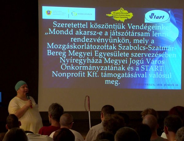 Családias hangulatú, érzékenyítő közösségi programot szerveztek az Esély Centrumban