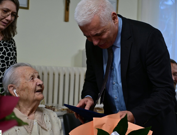 Első osztályos korában lemondott róla az orvos, most a 100. születésnapját ünnepelte