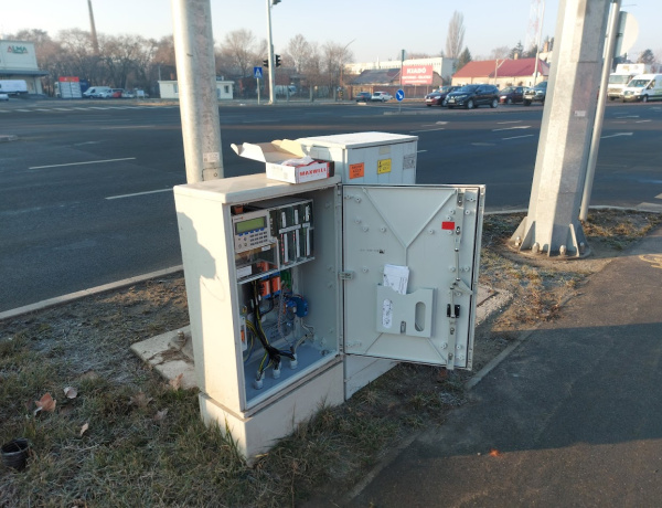Nem működött a jezőlámpa - Az autósok jelezték 