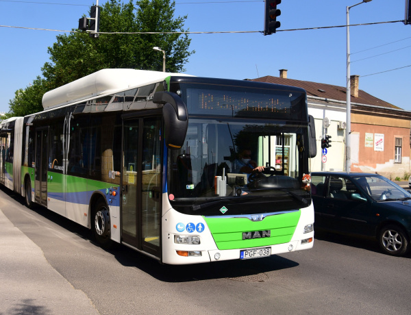 Az Északi körút törzsvonala – Ismerje meg a 12-es „városnéző” járatot