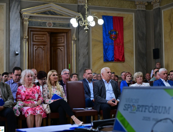 Modern körülmények között gazdag városi sportélet    