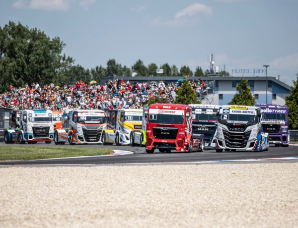 Listavezetőként érkezik a Révész Racing Szlovákiába