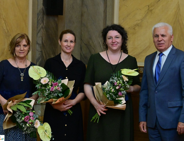 Művészeti ösztöndíjat kaptak a művészeti oktatói!