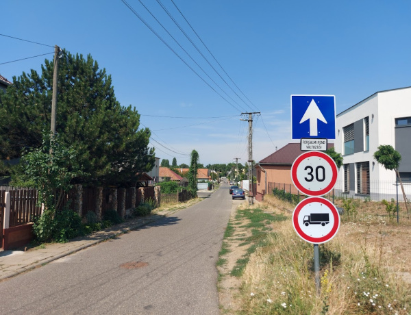 Erre biztosan nem számított! - Csak egy irányban közelíthető meg a Henger sor