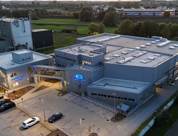 A Gabriel-Chemie megnyitotta kibővített magyarországi üzemét