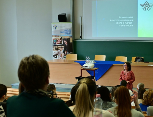 Szakmai nap az egyetemen – A népmesék fontosságára tanították a leendő pedagógusokat