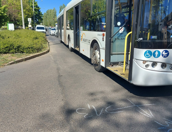 Vészfékezett a busz, megsérült egy utas                    