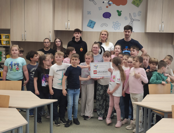 Programozható jövő: robotikashow és egyetemi mentorprogram az Eötvösben