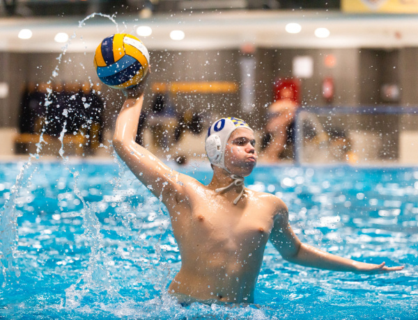 Székesfehérváron vendégszerepeltek az AQUA SE vízilabdásai 
