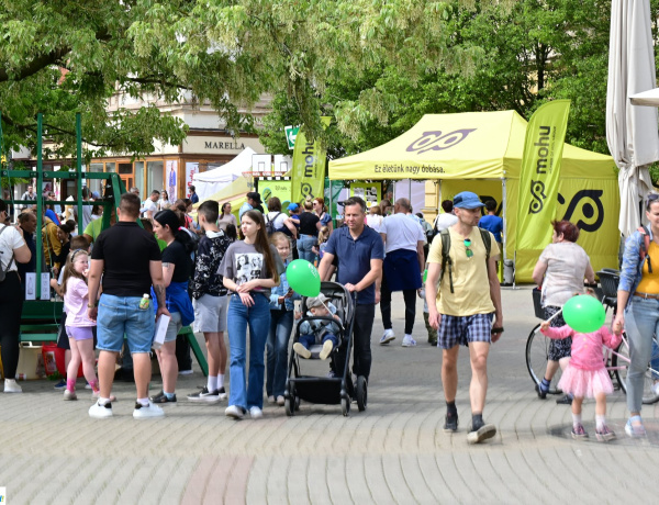 Megtelt családokkal a Kossuth tér - Népszerű volt idén is a Szelektív Szombat 