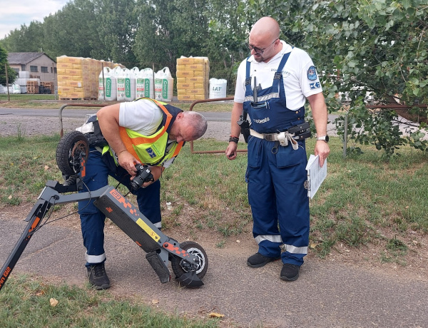 STOP táblát hagyhatott figyelmen kívül – rolleres sérült meg a Rákóczi úton