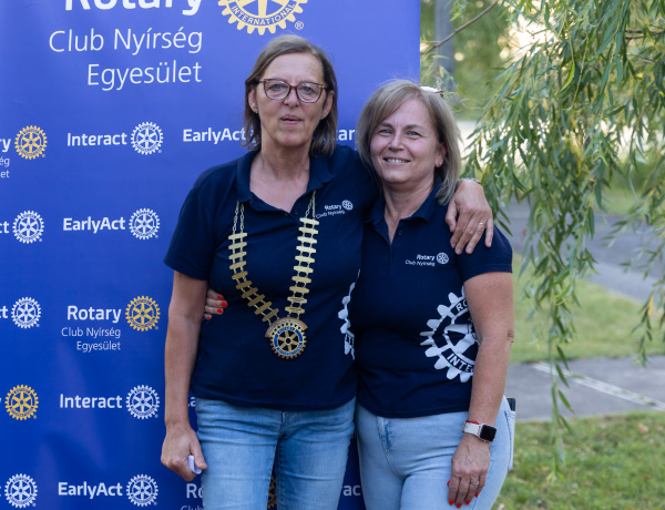 Elnöki láncátadóval zárult a rotarys év a Rotary Club Nyírségnél