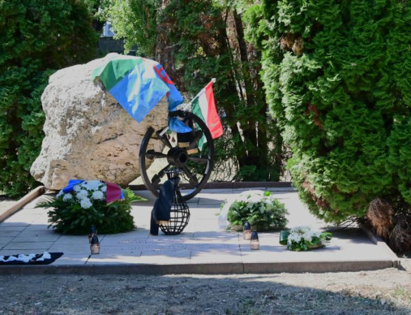 Pharrajimos emléknap – A roma holokauszt áldozataira emlékeztek