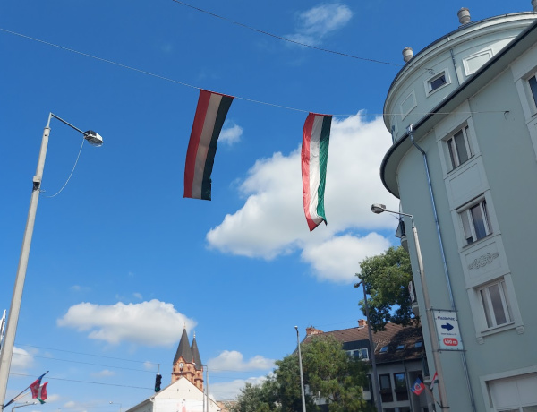 Városunk is ünnepi díszbe öltözött augusztus 20-a, államalapító Szent István királyunk ünnepe alkalmából