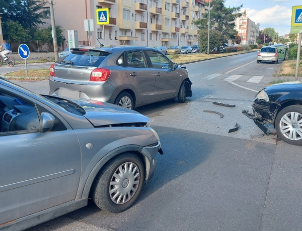 Hármas karambol történt szerdán az Árpád utcánál