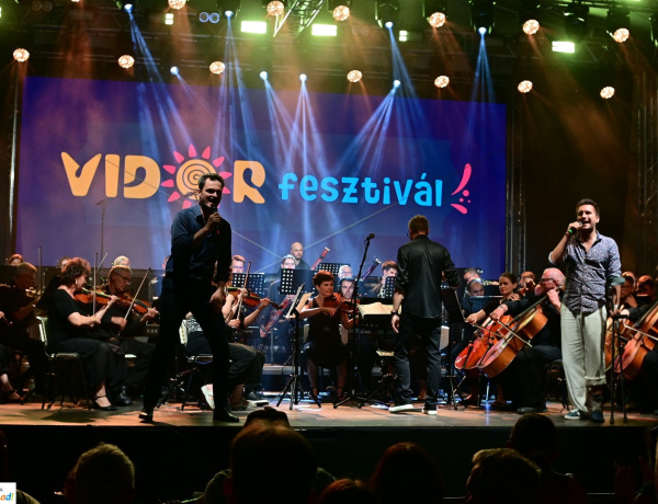 Negyed évszázada a vidámság jegyében –  Hivatalosan is elkezdődött a jubileumi VIDOR Fesztivál