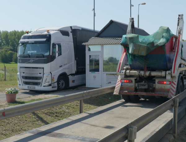 Saját autóval is bevihető a hulladék az orosi telephelyre