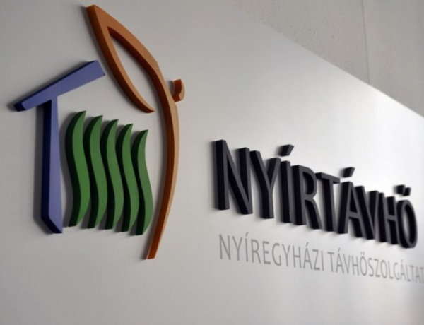 Hibaelhárítási munkálatokat végez a Nyírtávhő több nyíregyházi helyszínen