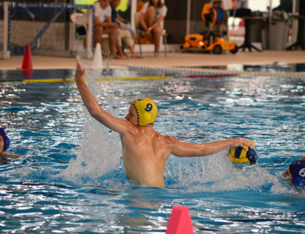 Az AQUA SE serdülő pólósai győztek a Debrecen ellen