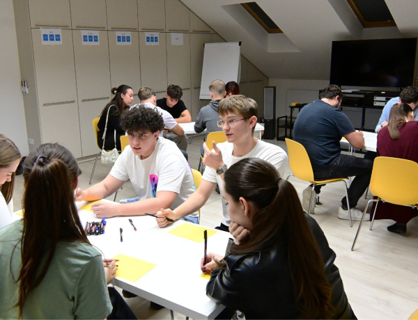 Videón a fiatalok közös gondolkodása – Így zajlott az ANCHOR projekt nyíregyházi workshopja