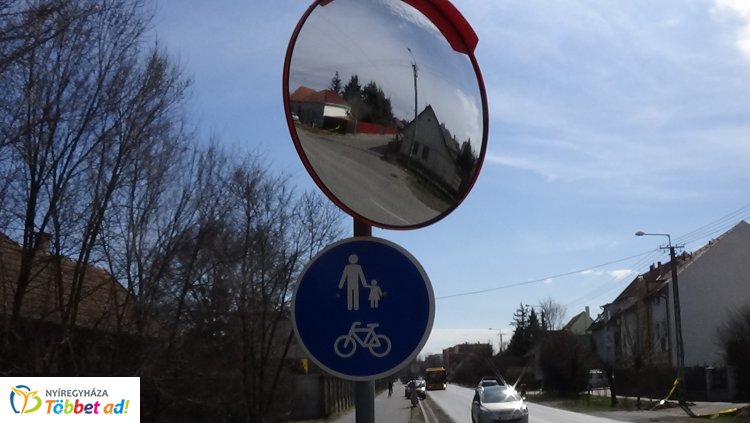 A biztonságos közlekedésért - új parabolatükör segíti a közlekedőket