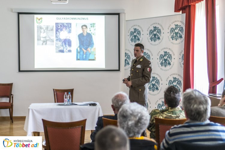 Katonai vezetők az X generációból címmel tartottak előadást a Jósa András Múzeumban